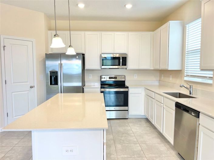 Image No.16-4 Bed House for sale