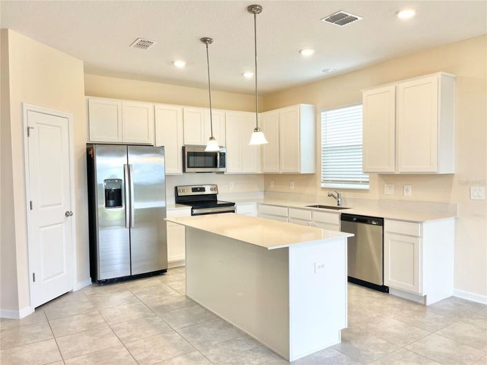 Image No.18-4 Bed House for sale