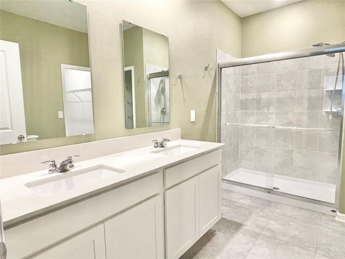 Image No.27-4 Bed House for sale