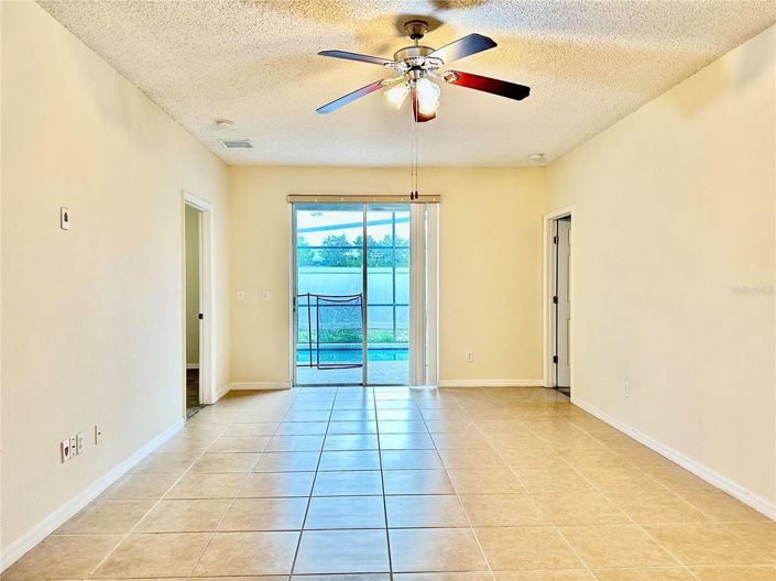 Image No.11-5 Bed House for sale