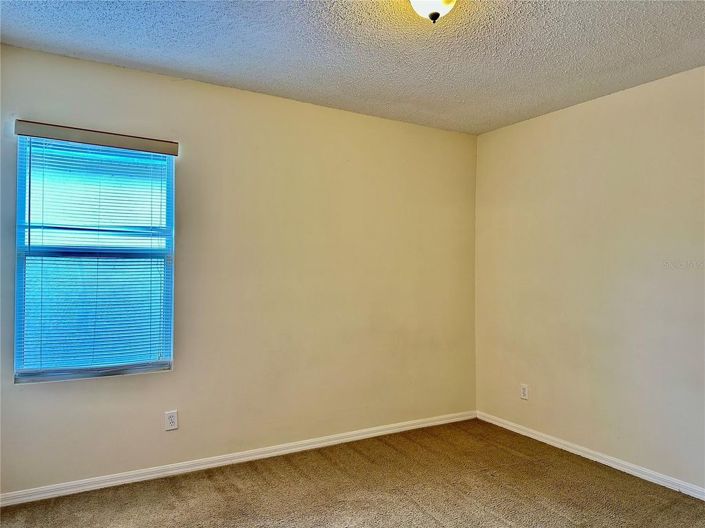 Image No.16-5 Bed House for sale