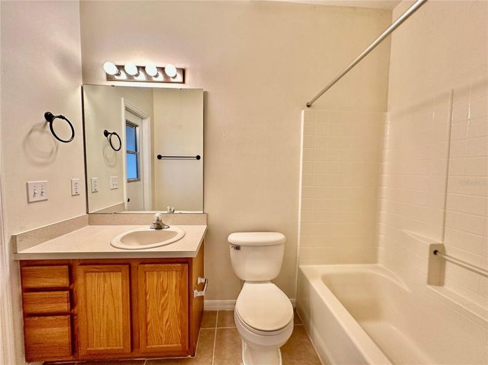 Image No.18-5 Bed House for sale