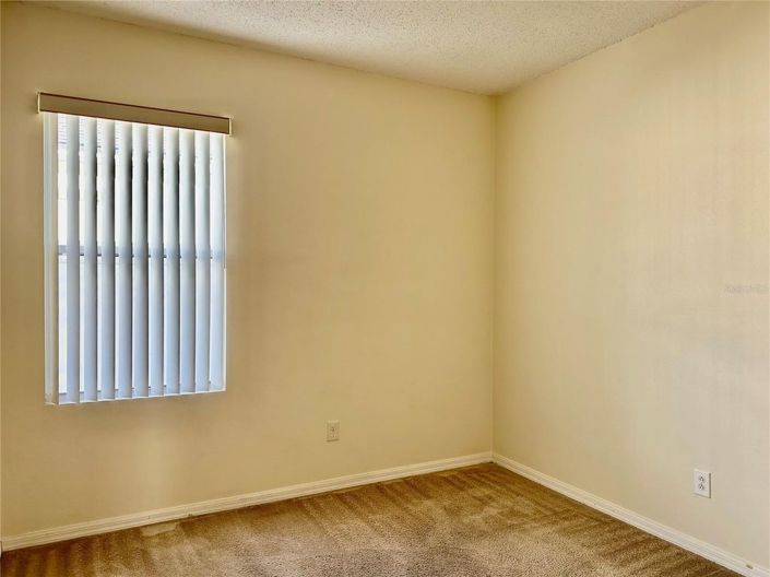 Image No.19-5 Bed House for sale