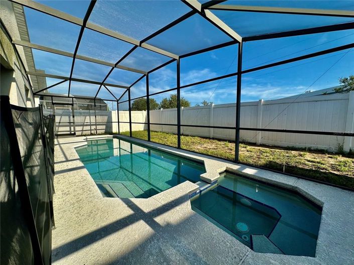 Image No.27-5 Bed House for sale