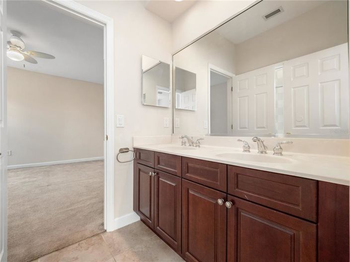 Image No.34-4 Bed House for sale