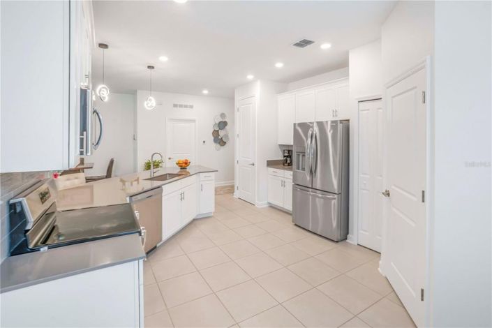 Image No.15-4 Bed House for sale