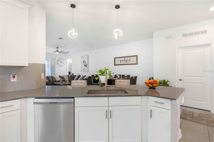 Image No.17-4 Bed House for sale