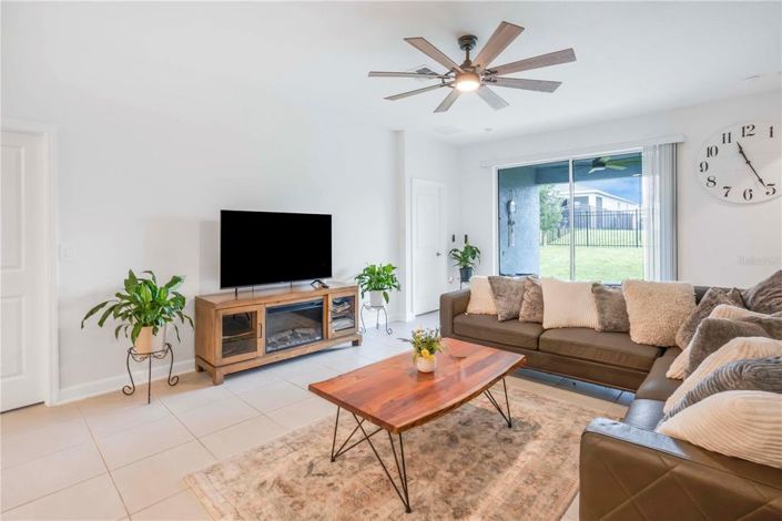 Image No.22-4 Bed House for sale