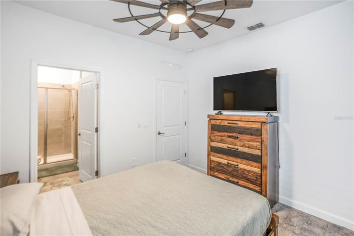 Image No.24-4 Bed House for sale