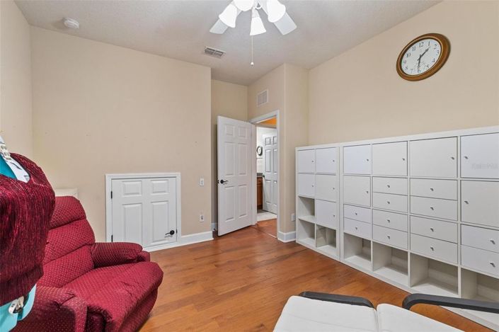 Image No.31-4 Bed House for sale