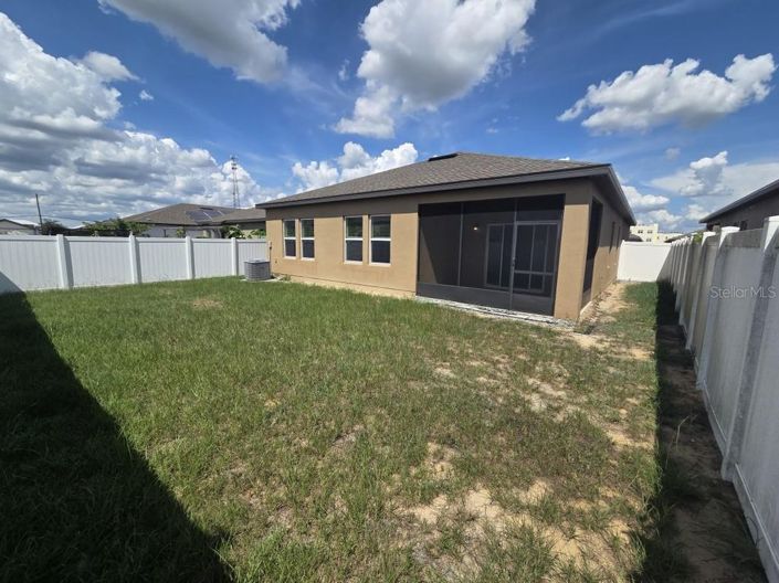 Image No.7-4 Bed House for sale