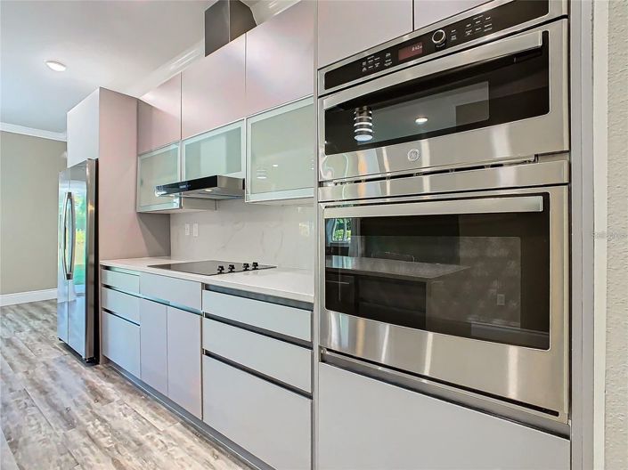 Image No.11-4 Bed Townhouse for sale