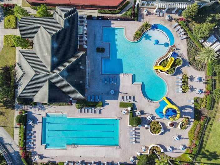 Image No.17-4 Bed Townhouse for sale