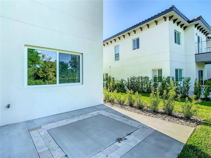 Image No.23-Maison de ville de 4 chambres à vendre à Saint John