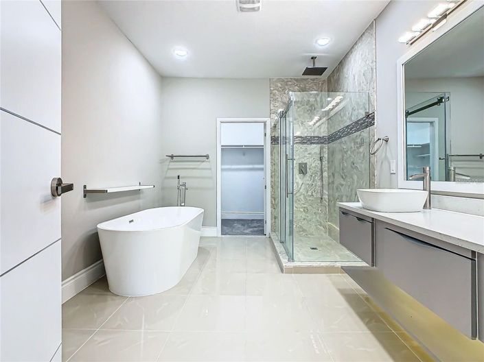 Image No.39-4 Bed Townhouse for sale