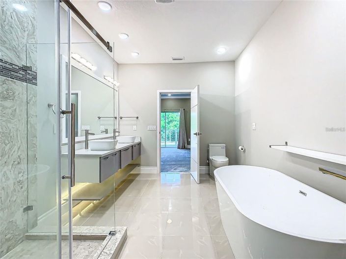 Image No.6-4 Bed Townhouse for sale