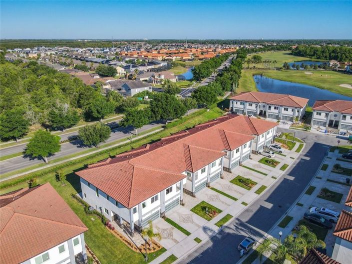 Image No.7-4 Bed Townhouse for sale