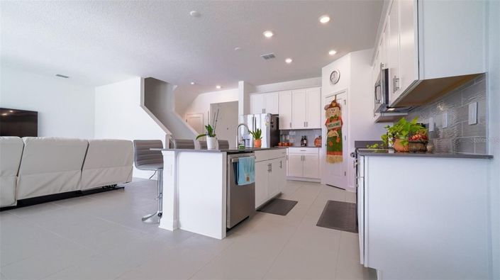 Image No.24-5 Bed House for sale