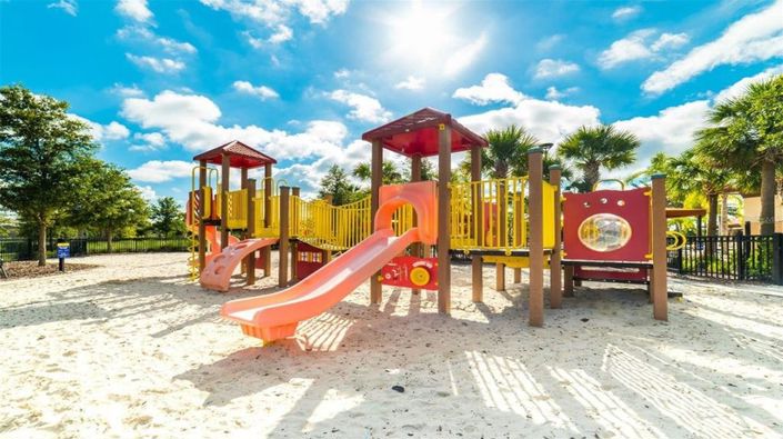 Image No.32-5 Bed House for sale