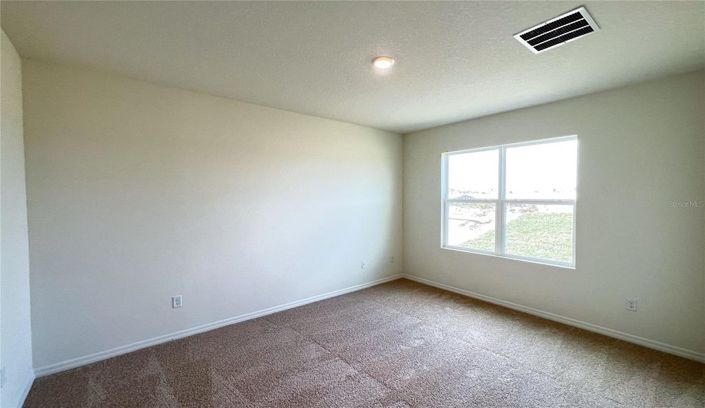 Image No.18-4 Bed House for sale