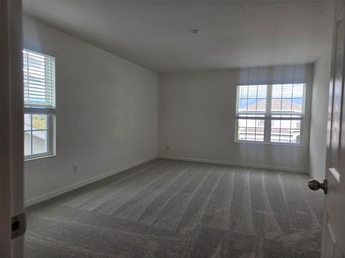 Image No.11-4 Bed House for sale