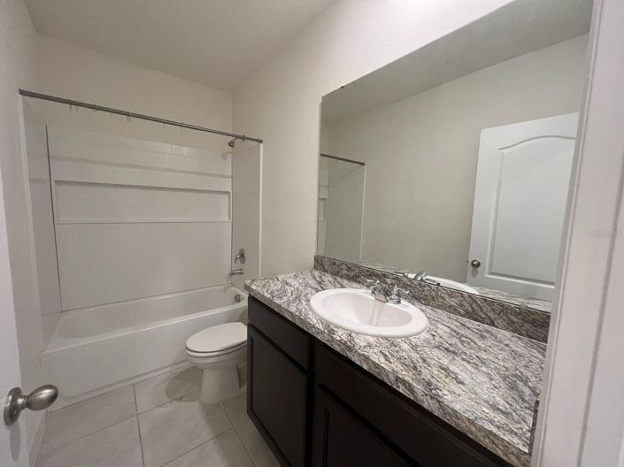 Image No.14-3 Bed Townhouse for sale