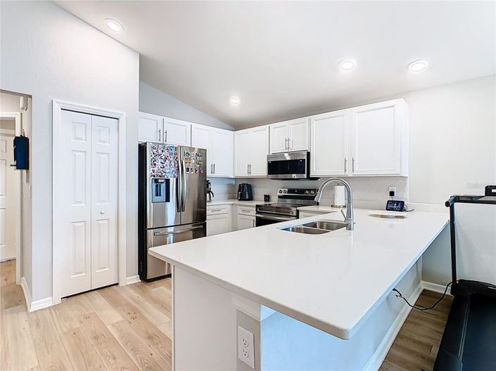 Image No.16-3 Bed House for sale