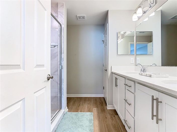 Image No.28-3 Bed House for sale