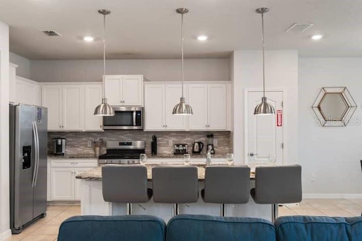 Image No.11-5 Bed House for sale