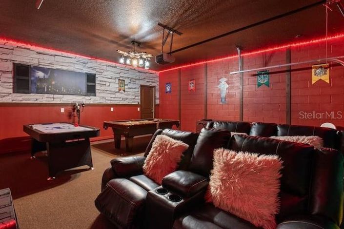 Image No.18-5 Bed House for sale