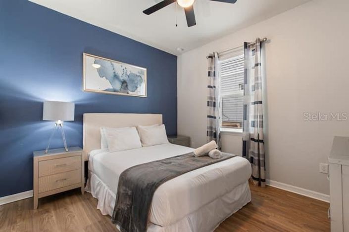 Image No.24-5 Bed House for sale