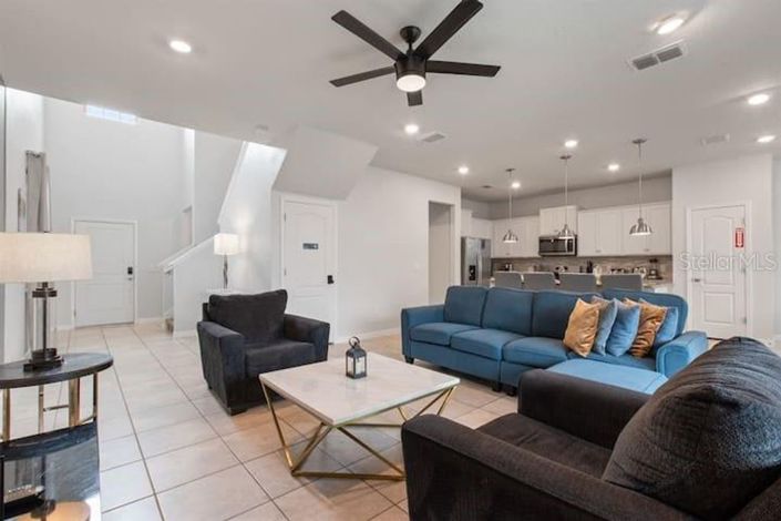 Image No.3-5 Bed House for sale