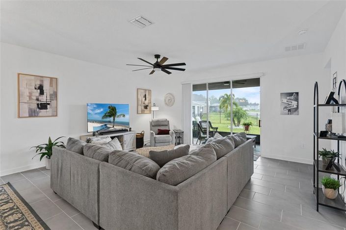 Image No.11-4 Bed House for sale