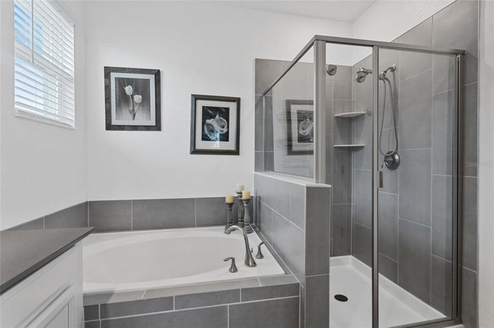 Image No.23-4 Bed House for sale