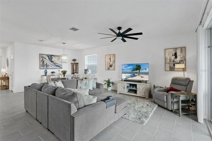 Image No.10-4 Bed House for sale