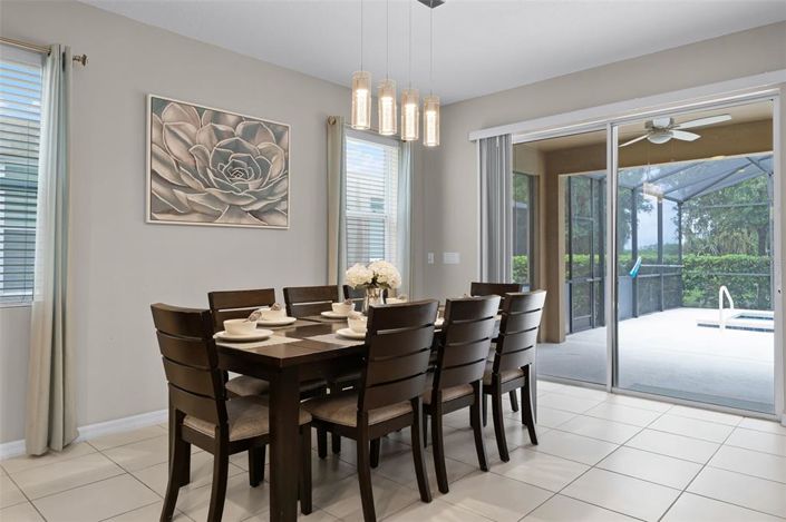 Image No.14-5 Bed House for sale