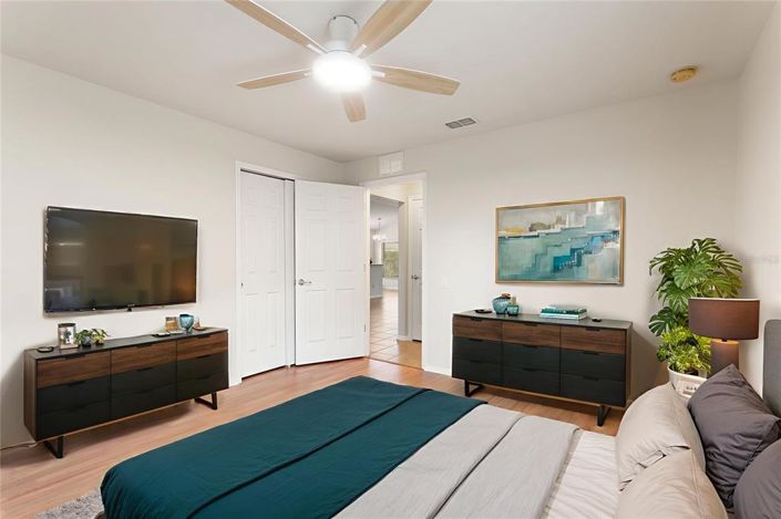 Image No.21-3 Bed House for sale