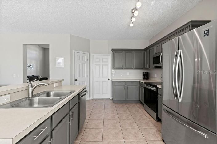 Image No.16-4 Bed House for sale