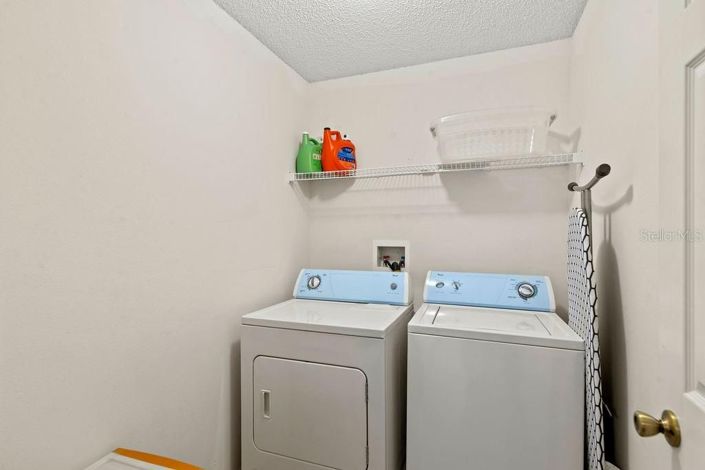 Image No.17-4 Bed House for sale