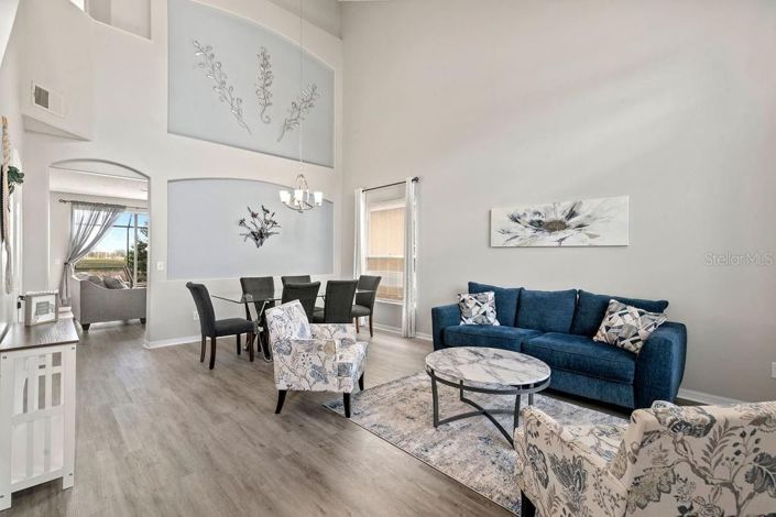 Image No.18-4 Bed House for sale