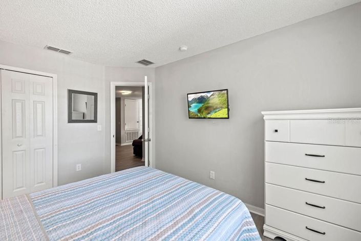 Image No.30-4 Bed House for sale