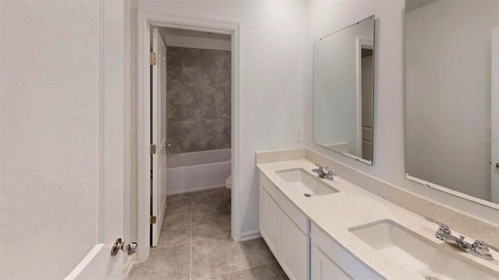 Image No.30-6 Bed House for sale