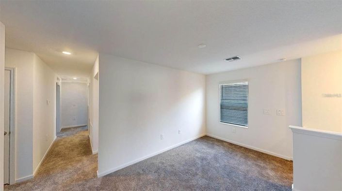 Image No.8-6 Bed House for sale