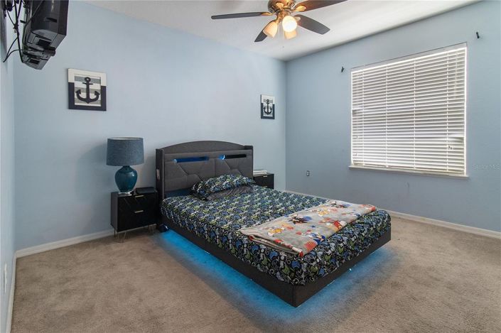 Image No.17-4 Bed House for sale