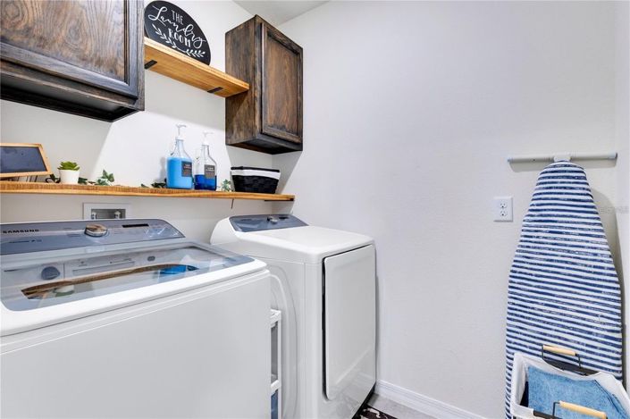 Image No.17-4 Bed House for sale