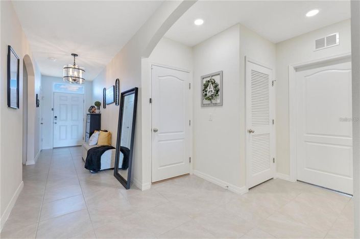 Image No.3-4 Bed House for sale