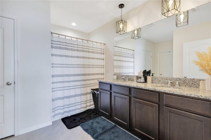 Image No.10-4 Bed House for sale