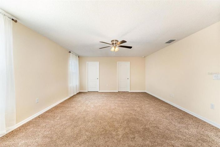 Image No.19-4 Bed House for sale