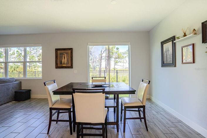 Image No.9-4 Bed House for sale