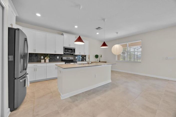 Image No.10-4 Bed House for sale